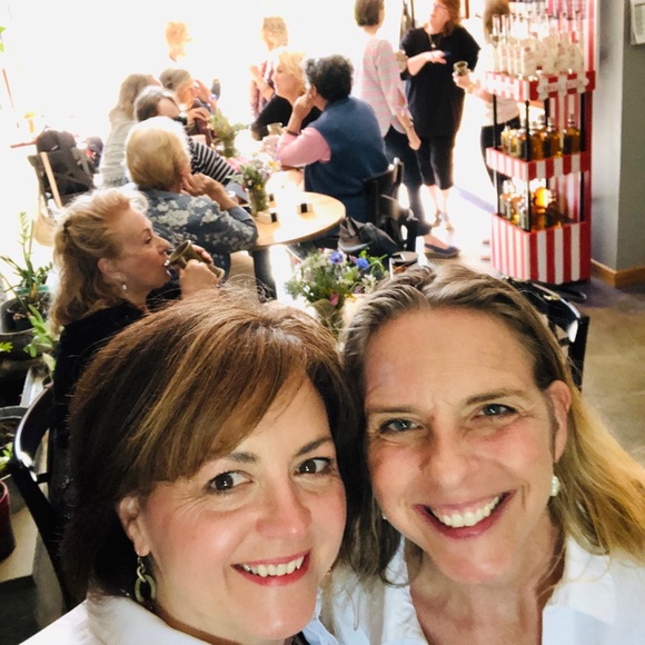 Meet your Posher, Beth - Picture 5 of 8